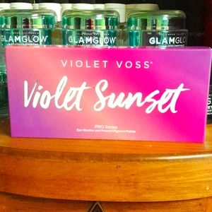 Violet Viss Violet Sunset eyeshadow pallette 10 colors